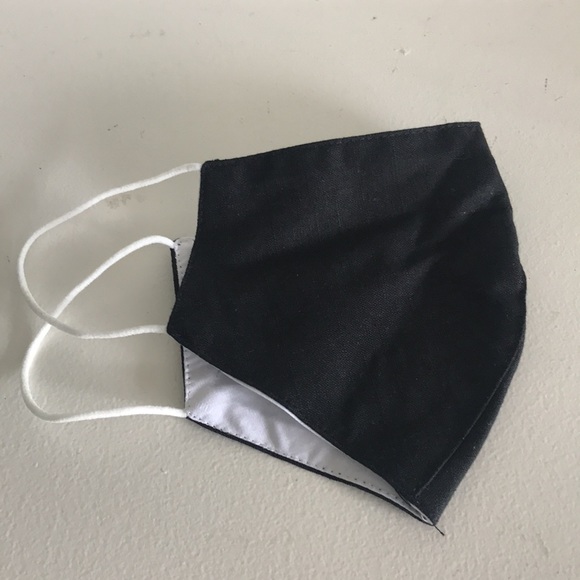 Set of 5 black cotton fabric face masks / washable/ eco friendly NEW - Picture 2 of 3